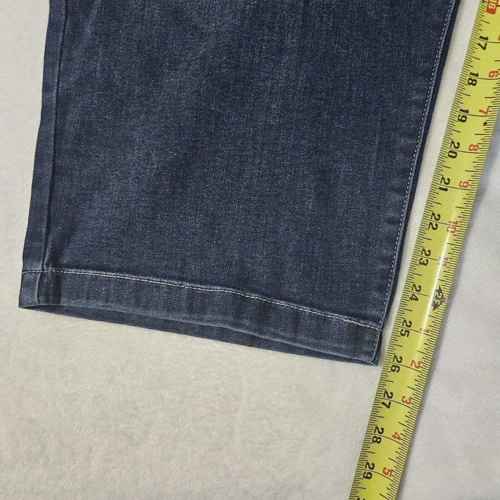 Lane Bryant Jeans Women's Size 26s Signature Fit‎ Straight Blue Denim NWOT - Picture 8 of 9